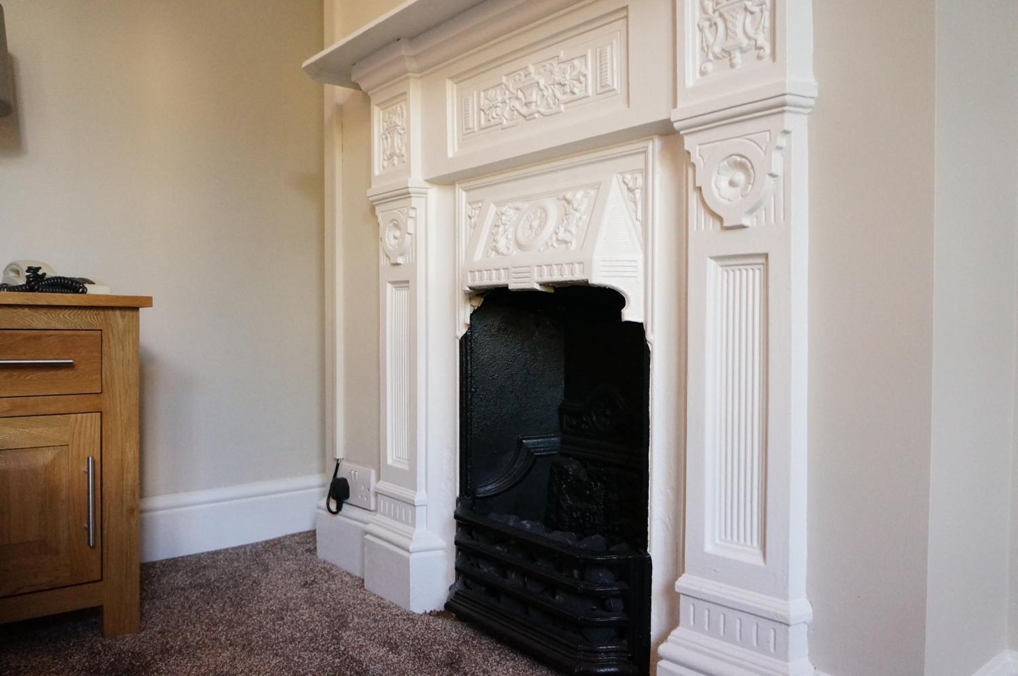 The Lawn Guest House Gatwick Horley Room photo