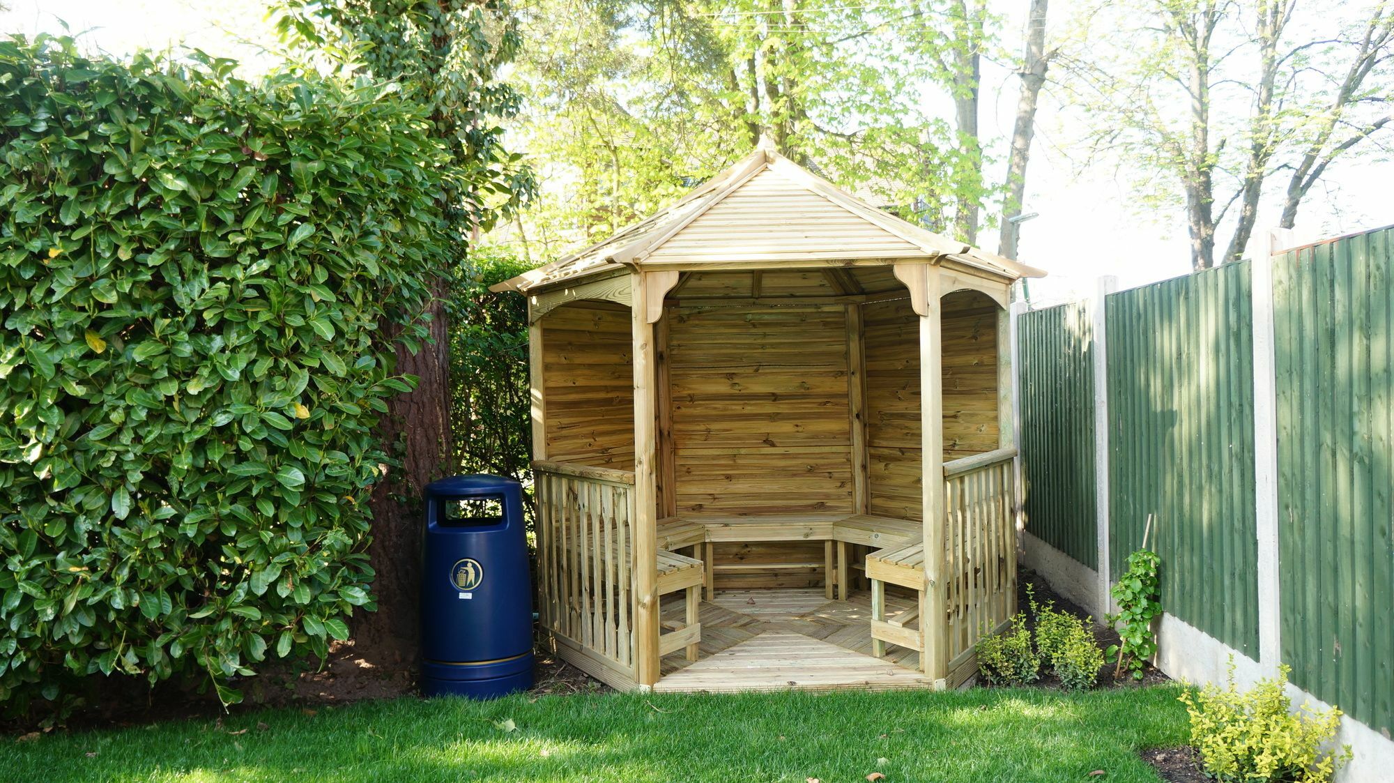The Lawn Guest House Gatwick Horley Exterior photo